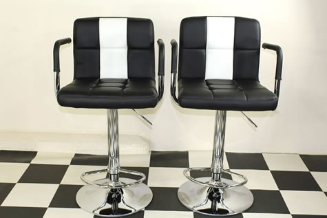 Boton Retro Style Kitchen Breakfast Bar Stool American Diner Style Black and White Padded Seat Height Adjustable